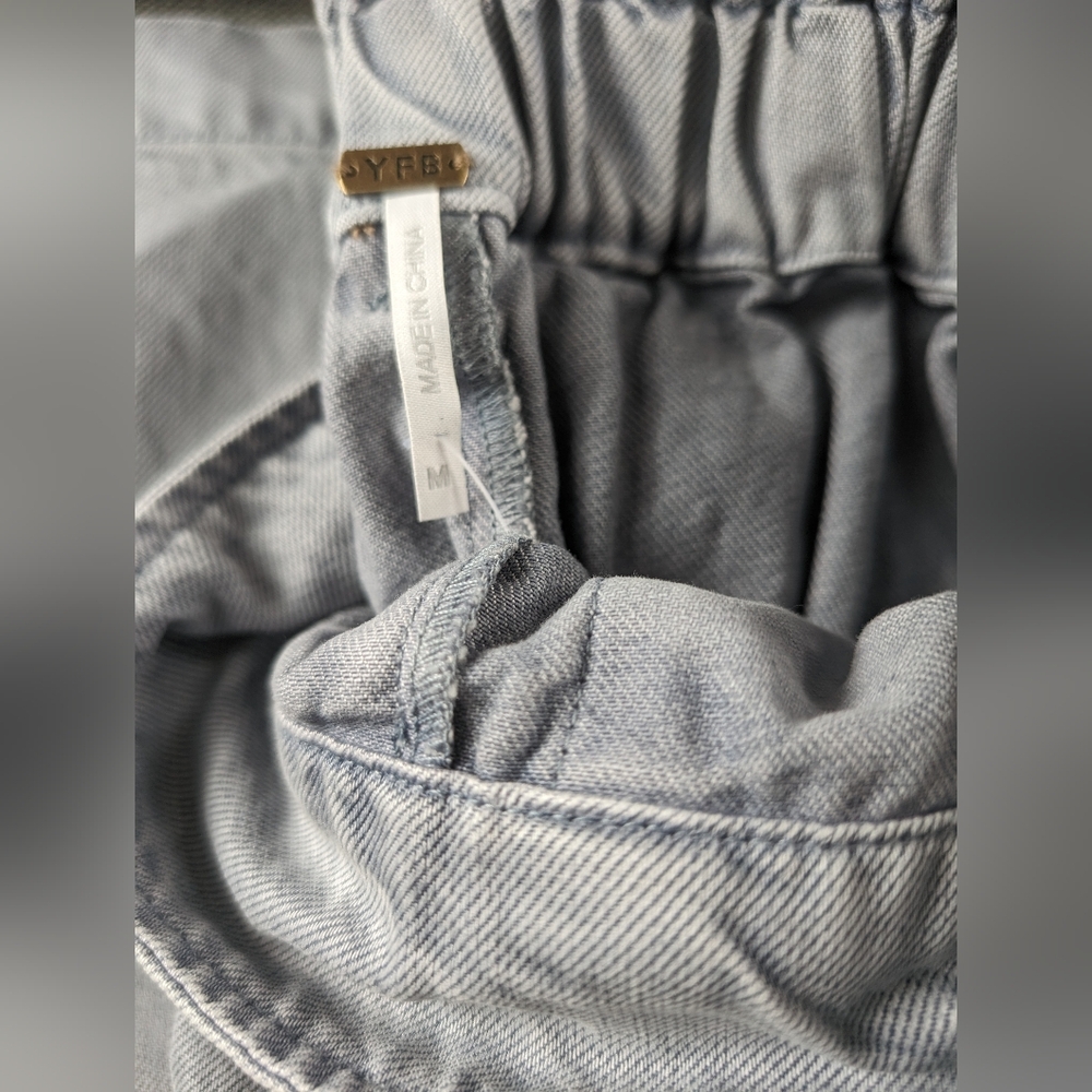 YFB  🆕 3/4  wide legged culottes - Picture 5 of 8